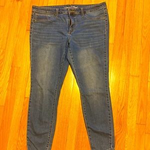 Skinny jeans/Jeggings